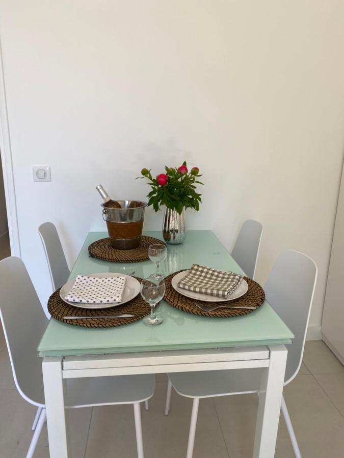 Hello 2 Pieces “Renove Et Climatise “ Vieil Antibes Appartement Buitenkant foto